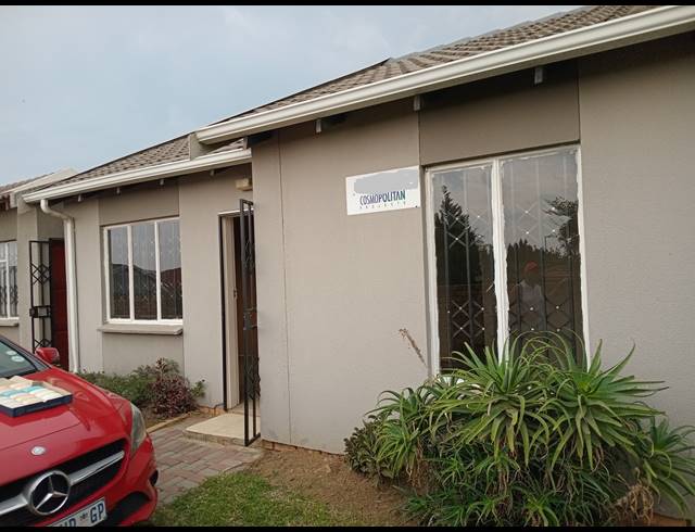 2 BEDROOM FREESTANDING TO LET IN COSMO CITY